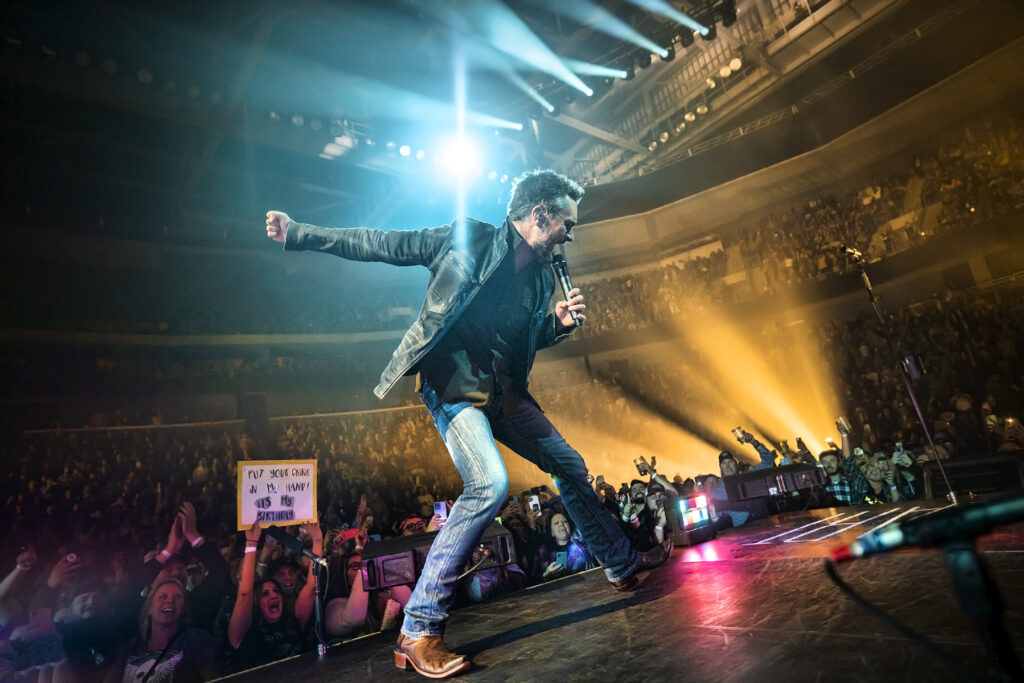 Eric Church - Knoxville / Evansville
